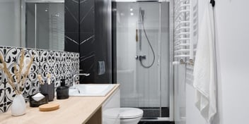 4 Outdated Bathroom Trends